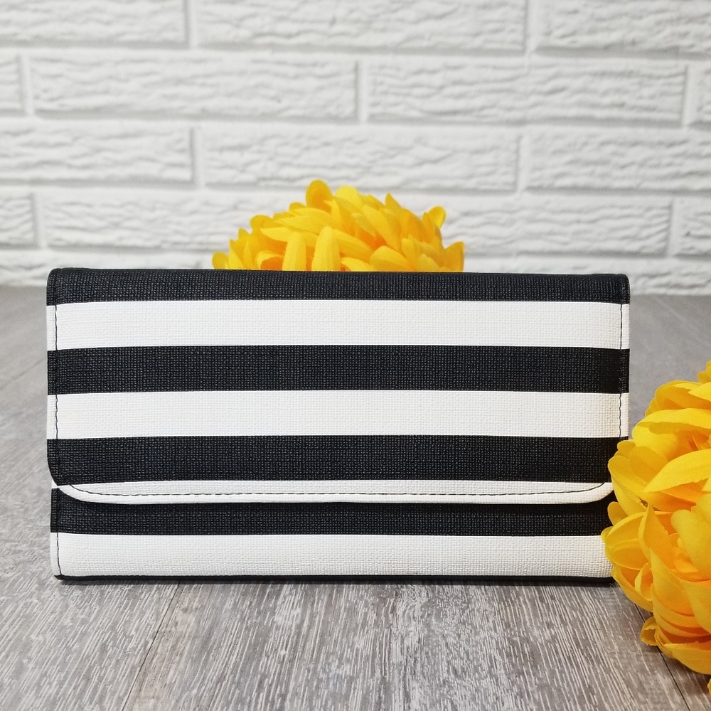 Black/White Kut From The Kloth Wallet